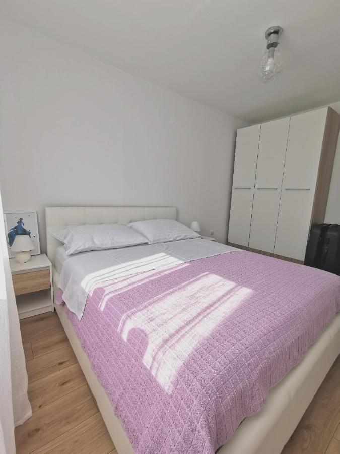 Ferienwohnung Ulike I Pini Pula Exterior foto