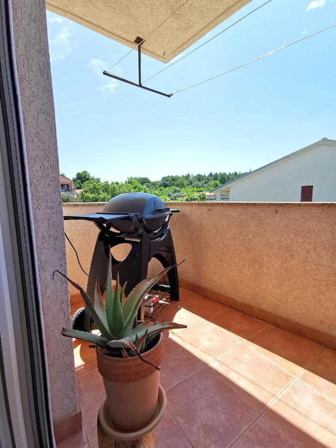 Ferienwohnung Ulike I Pini Pula Exterior foto